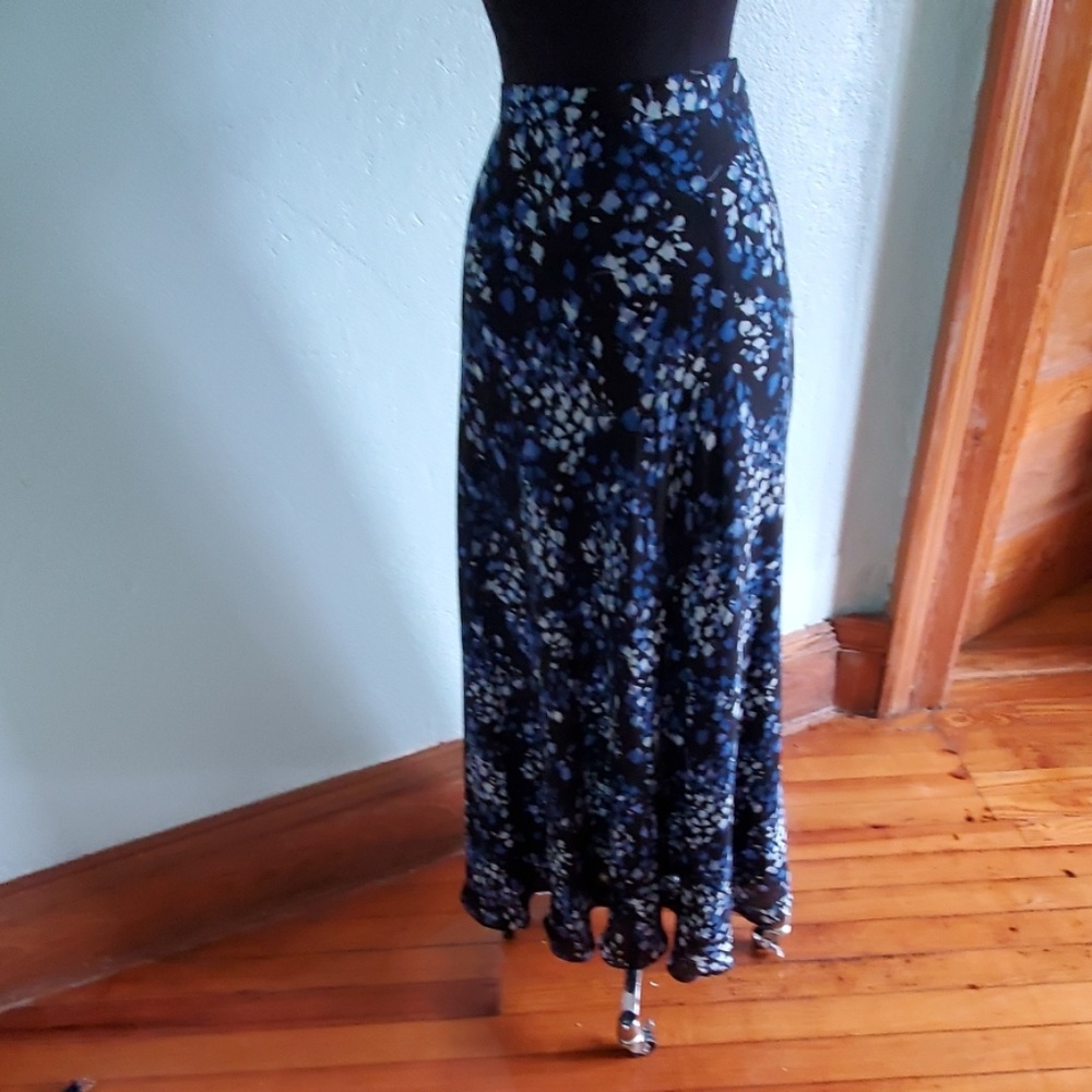 Jones new York skirt